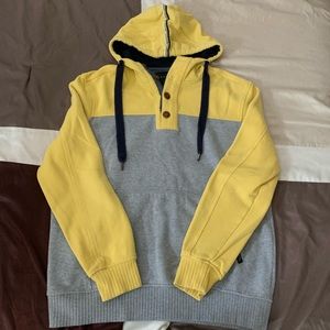 Men’s Sean John hoodie